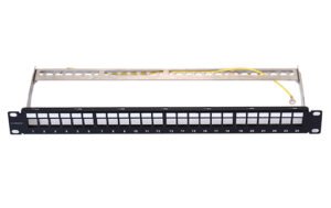 VIVANCO CAT 6 24 Port Patch Panel, Shielded, Loaded