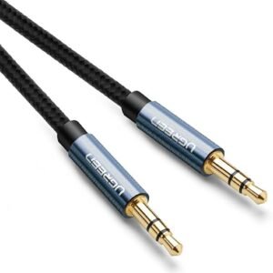 UGREEN 10688 3.5mm Male to 3.5mm Male Cable Gold Plated Metal Case with Braid 3M